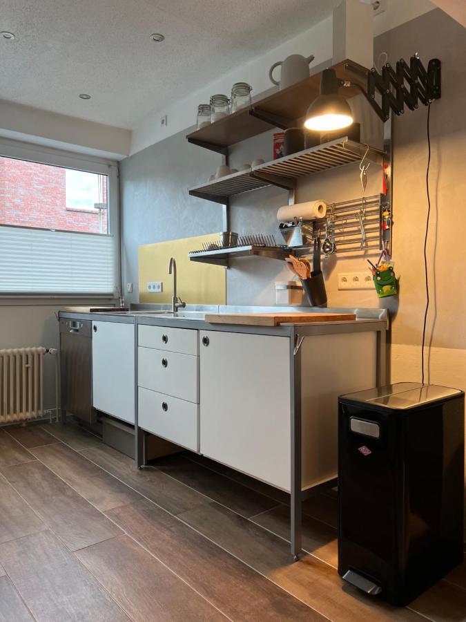 Aussergewoehnliches Haus Mit Sauna, Kamin Und Garten ヴィルヘルムスハーフェン エクステリア 写真