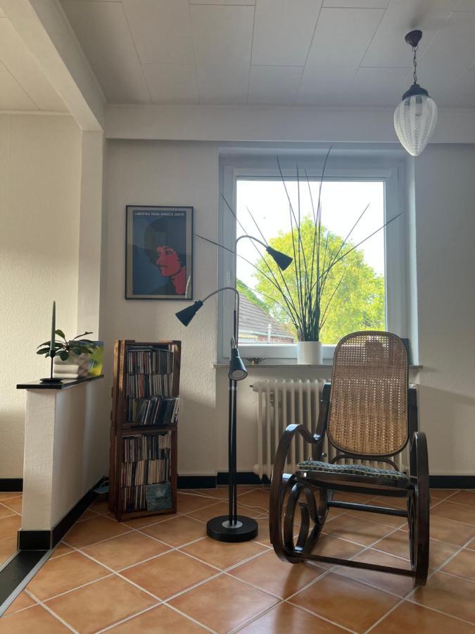 Aussergewoehnliches Haus Mit Sauna, Kamin Und Garten ヴィルヘルムスハーフェン エクステリア 写真