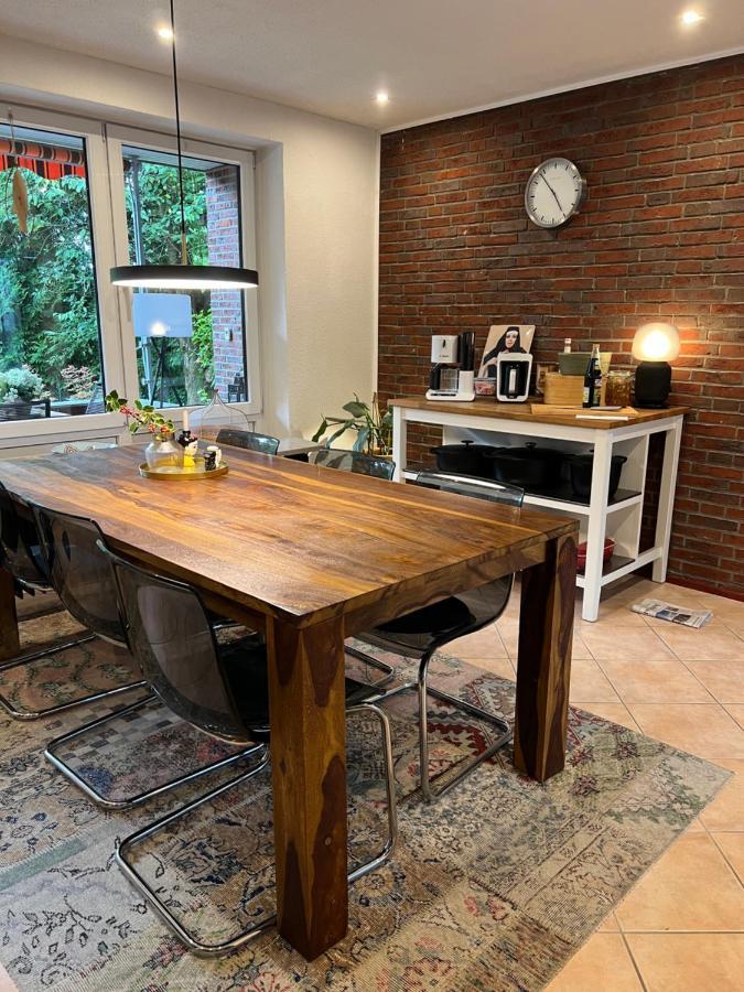 Aussergewoehnliches Haus Mit Sauna, Kamin Und Garten ヴィルヘルムスハーフェン エクステリア 写真