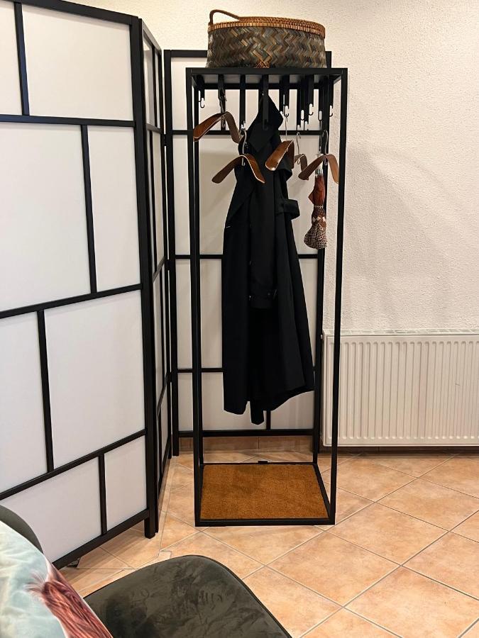 Aussergewoehnliches Haus Mit Sauna, Kamin Und Garten ヴィルヘルムスハーフェン エクステリア 写真