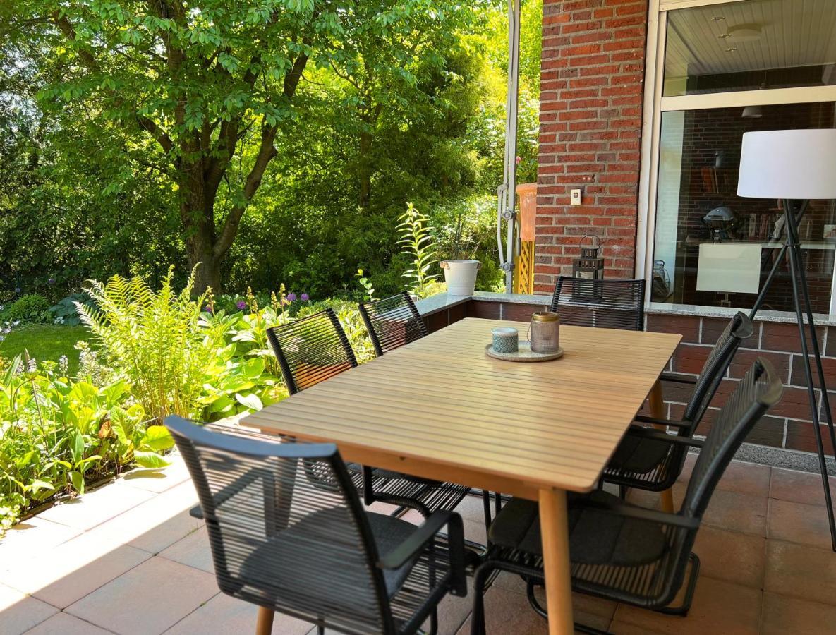 Aussergewoehnliches Haus Mit Sauna, Kamin Und Garten ヴィルヘルムスハーフェン エクステリア 写真
